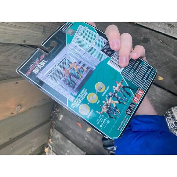 2008 WWE MATT HARDY & JEFF HARDY Build N Brawl with Top Cage Wall Piece Series 3 - Picture 2 of 7